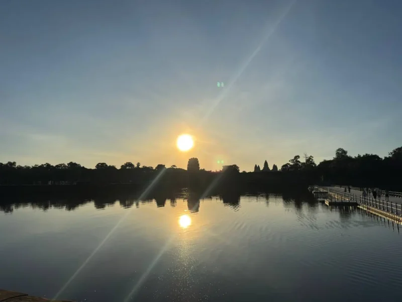 7.Ultimate Angkor Adventure Itinerary: Discover Sunrise Angkor Wat , Ta Prom and Floating Village
